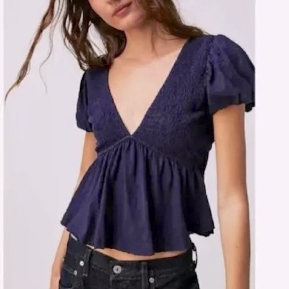 NEW Free People Navy Blue Smocked Backless Blouse!❤️🎁🎁